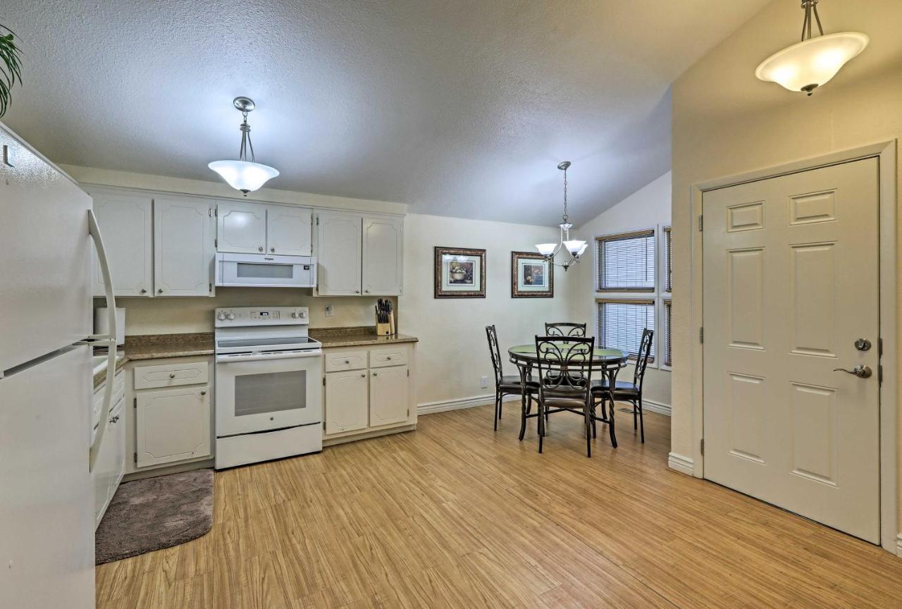 Flagstaff Townhome With Deck Easy Access Downtown! Eksteriør billede