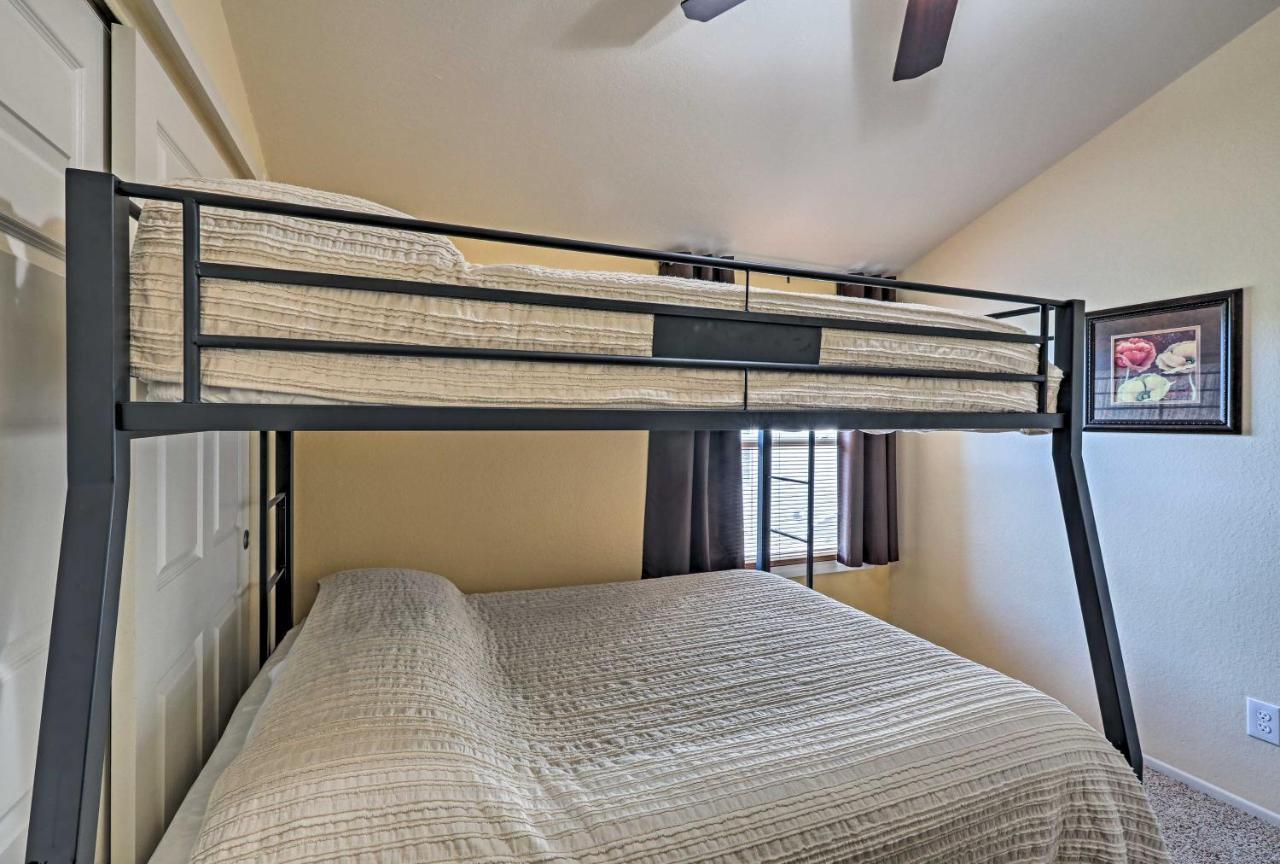 Flagstaff Townhome With Deck Easy Access Downtown! Eksteriør billede